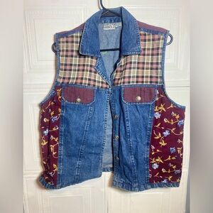 Size M - Y2K Shelly&Arnold Vest ❤️